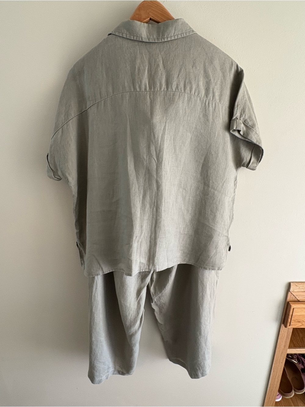 Tahari Sage Green Linen Two Piece Set - Picture 5 of 8